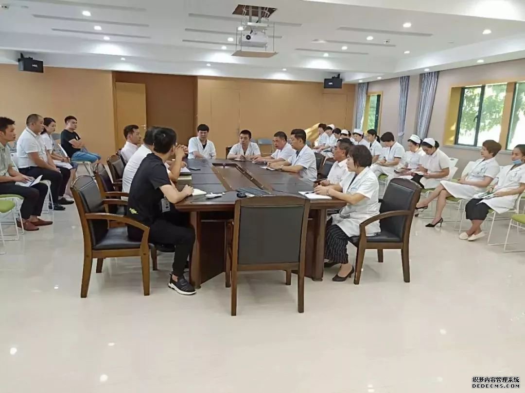 大连春柳医院 惠民义诊齐点赞，“胃”爱同行送